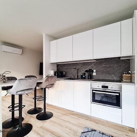 St Antoni Suite2 Stilvolle Ferienwohnung Mit Parkplatz In 아이젠슈타트 외부 사진