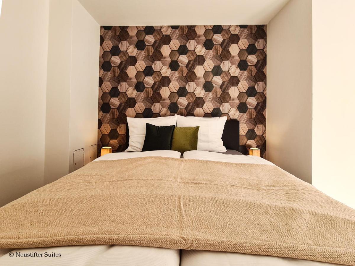 St Antoni Suite2 Stilvolle Ferienwohnung Mit Parkplatz In 아이젠슈타트 외부 사진