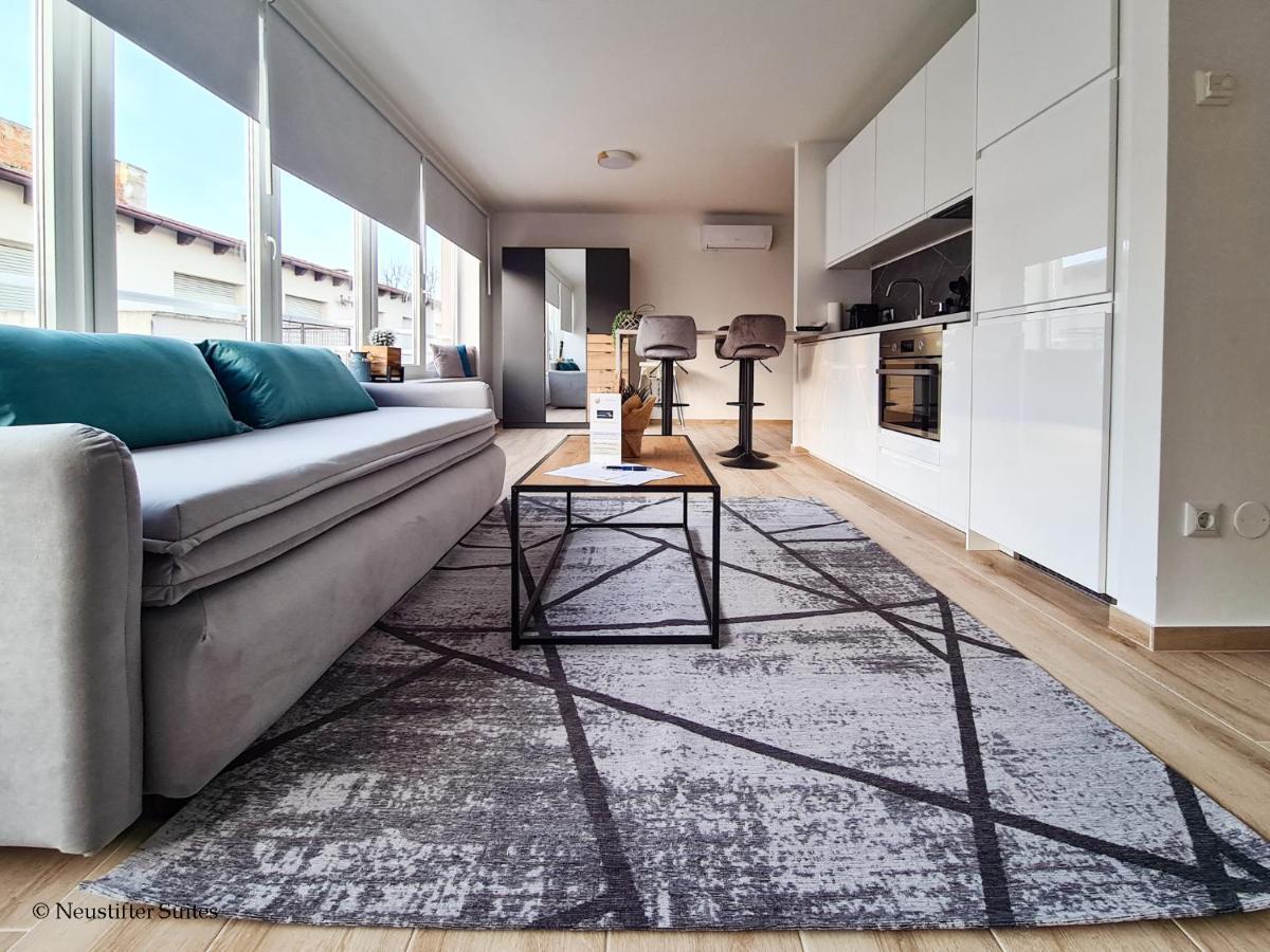 St Antoni Suite2 Stilvolle Ferienwohnung Mit Parkplatz In 아이젠슈타트 외부 사진